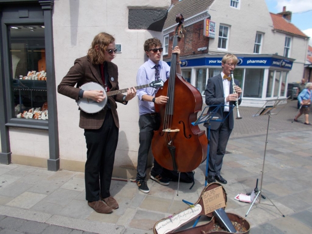 The Jelly Roll Jazz Band busking in Beverley, 2015