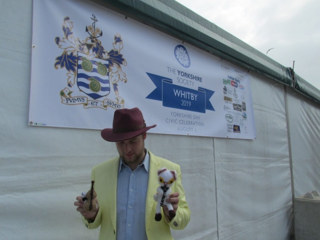 Clarence the Clarinet-Playing Cat and Boris the Bass-Playing Bear | Yorkshire Day, Whitby, August 2019