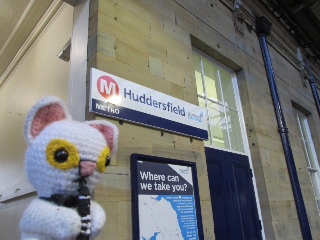 Clarence the Clarinet-Playing Cat | Monday Blues, Huddersfield railway station, January 2020