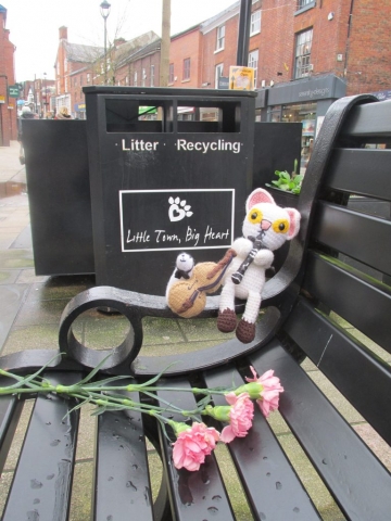 Clarence the Clarinet-Playing Cat and Boris the Bass-Playing Bear | Busking, Congleton, February 2022